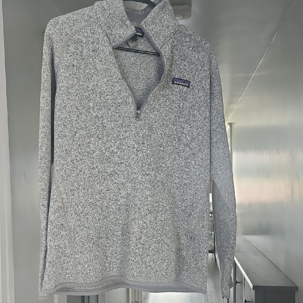 Patagonia Women's Gray Sweater